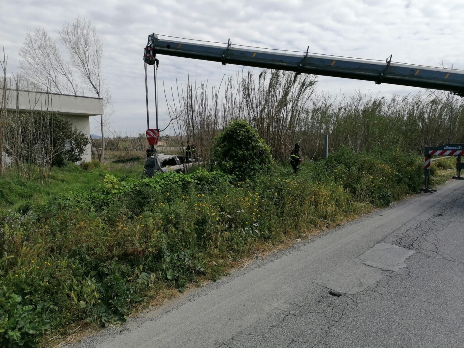 Tragedia Sulla Domitiana Tra Licola E Varcaturo Muore 21enne LE FOTO